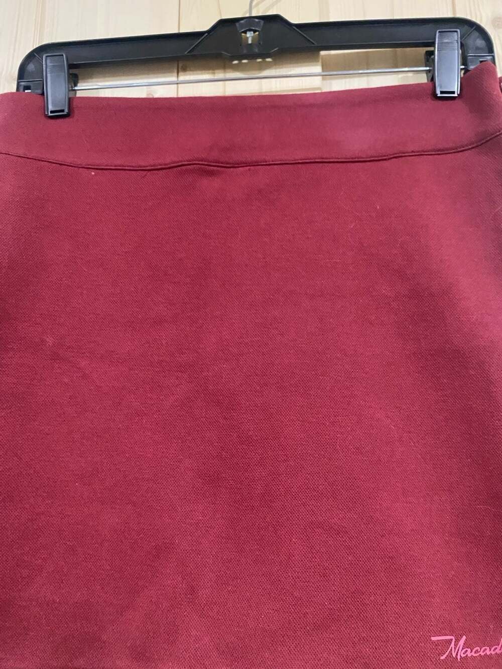 Macade Golf Burgundy Players Flex Skort - Picture 4 of 11